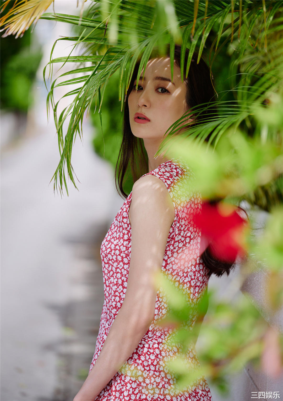 高田里穗写真集《完成された未完成》高清全本