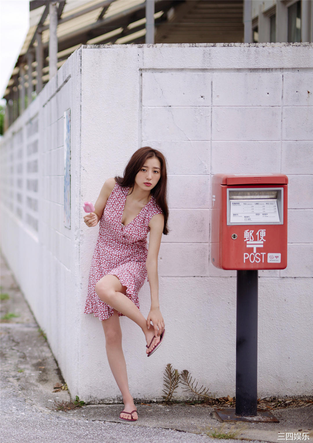 高田里穗写真集《完成された未完成》高清全本