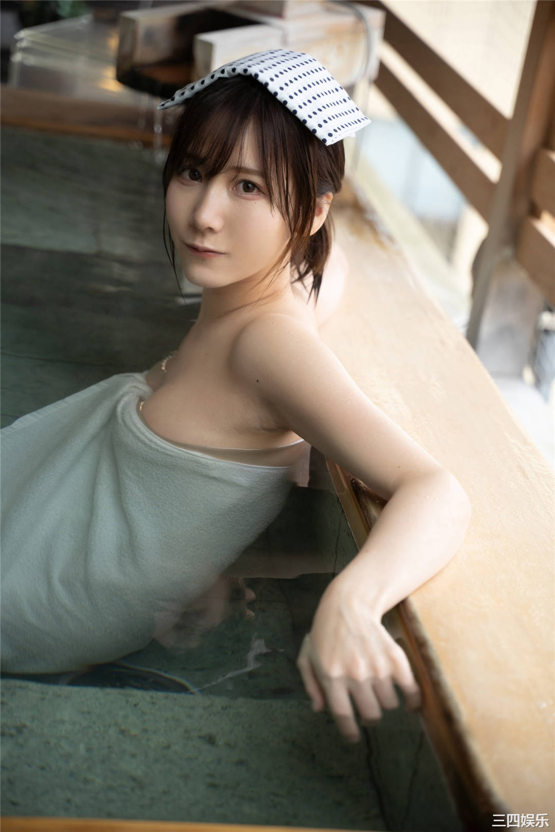 KENKEN写真集《湯けむりけんけん一泊二日》高清全本