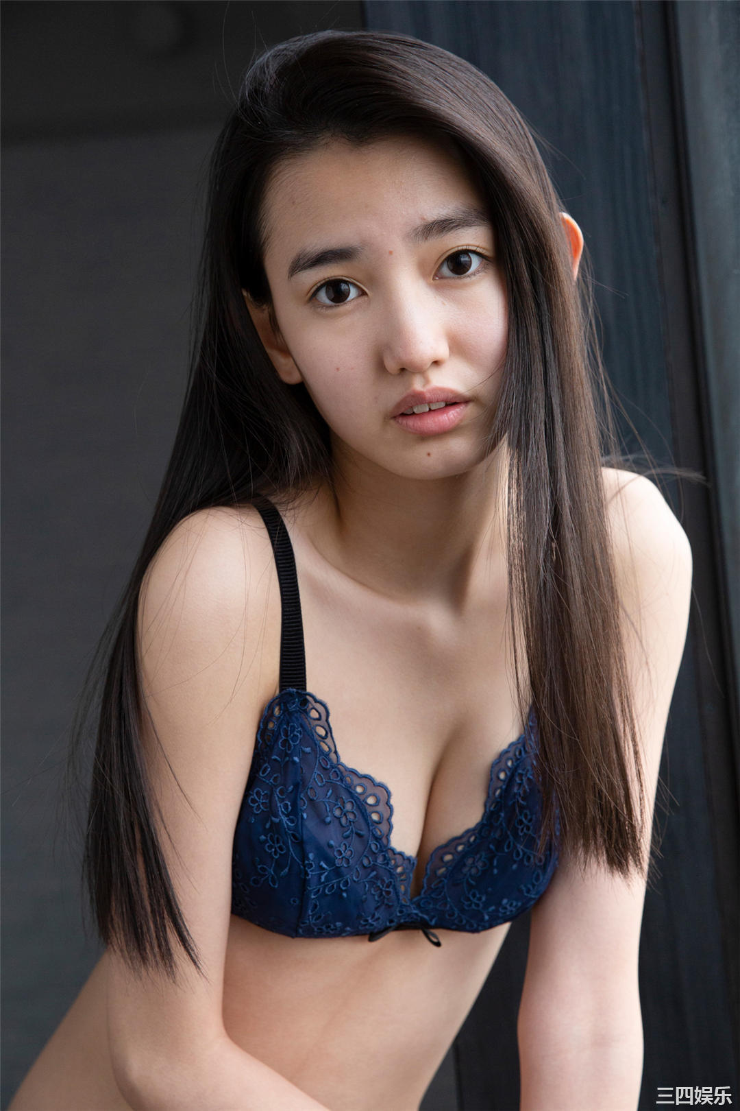 黑木丽奈写真集《最後の制服》高清全本