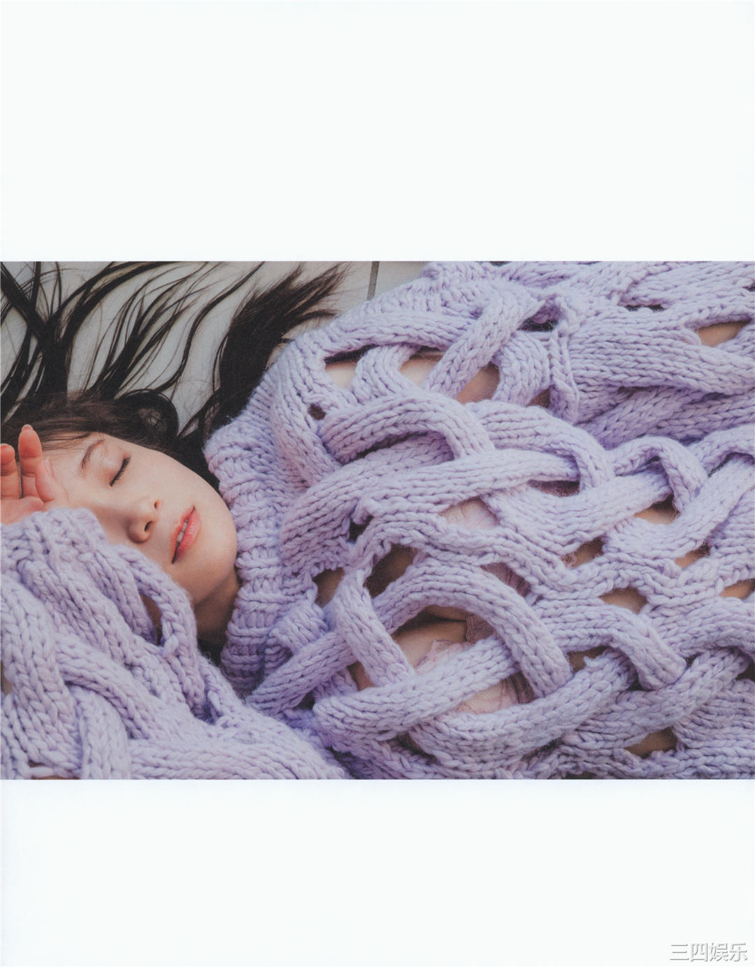 秋元真夏写真集《振り返れば、乃木坂》高清全本