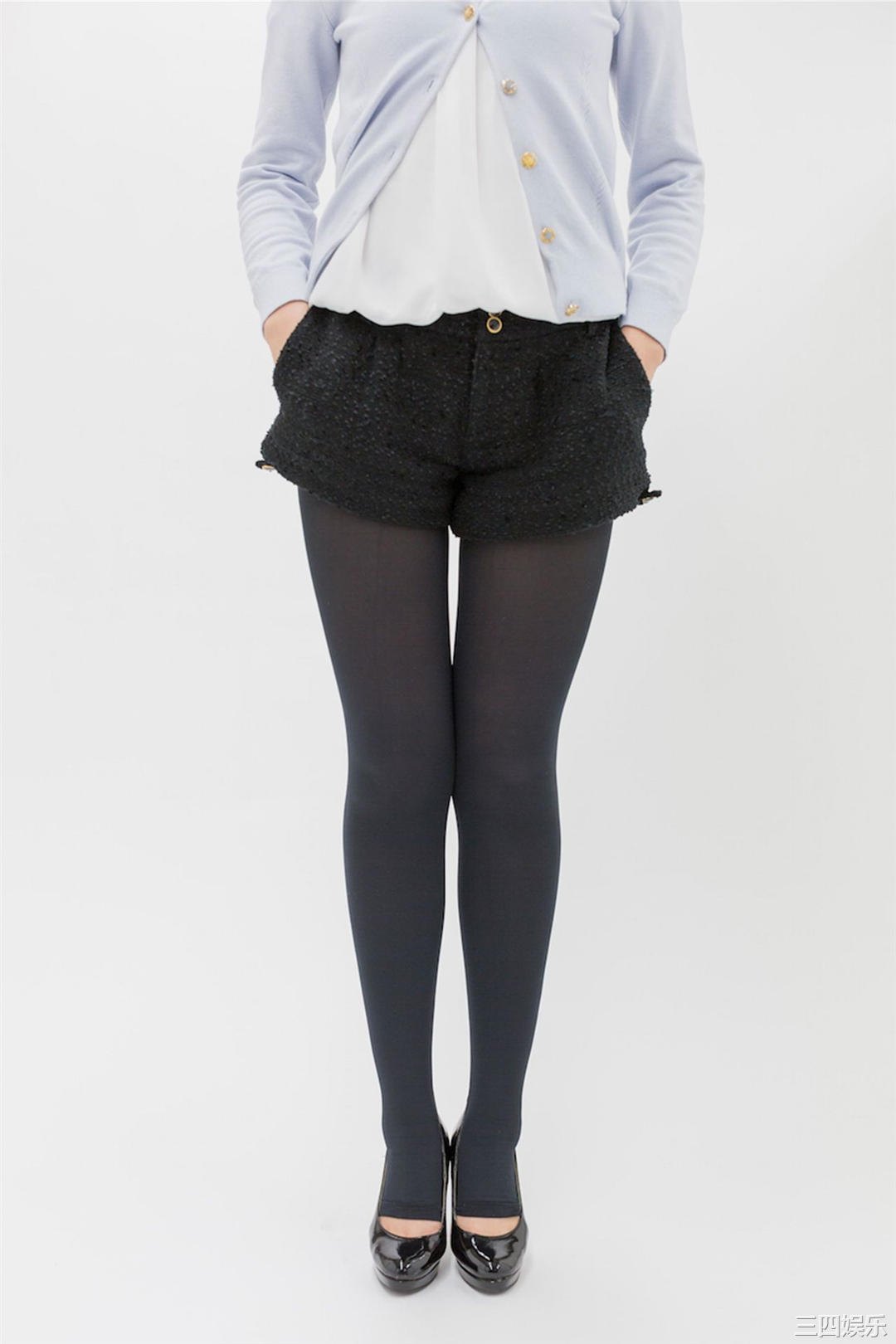 冈户雅树摄影作品《ふとももデルタ》高清全本