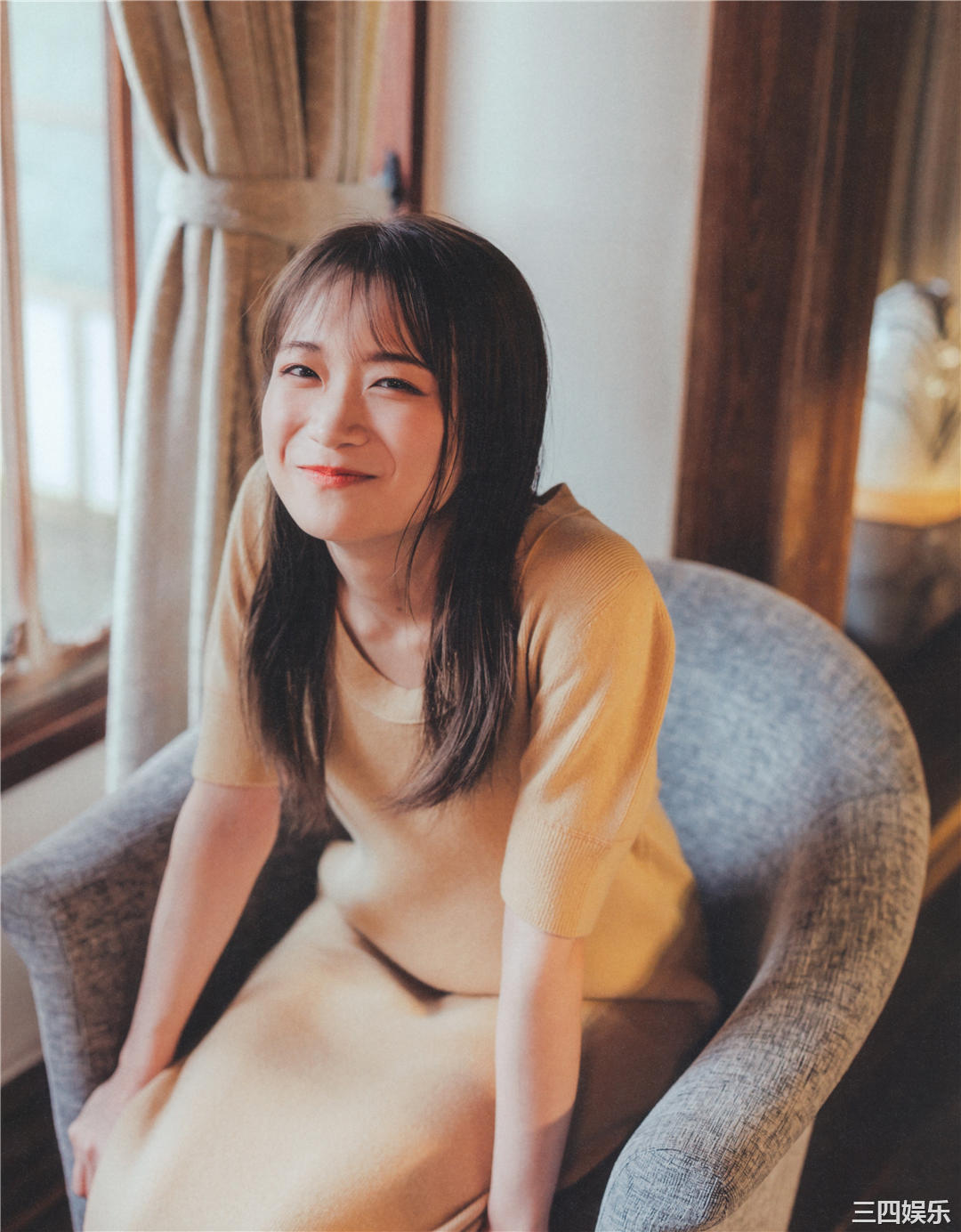 秋元真夏写真集《振り返れば、乃木坂》高清全本