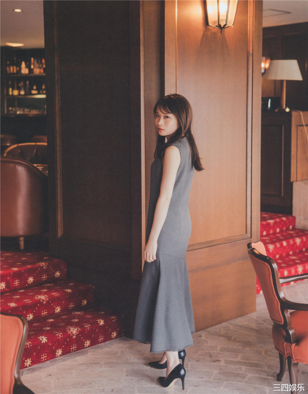 秋元真夏写真集《振り返れば、乃木坂》高清全本