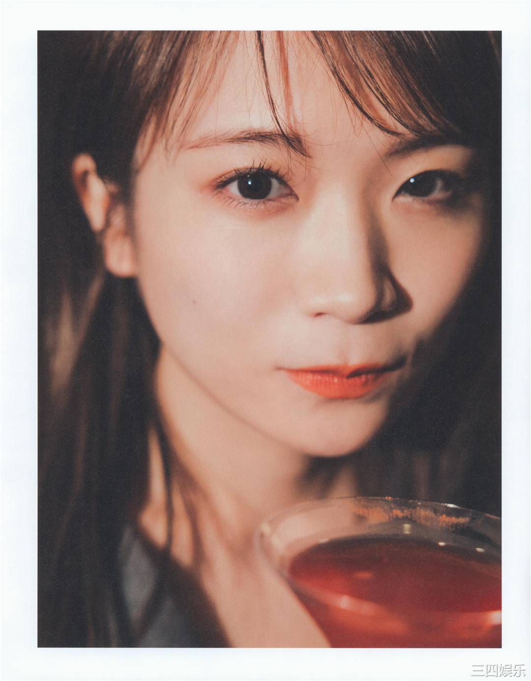 秋元真夏写真集《振り返れば、乃木坂》高清全本