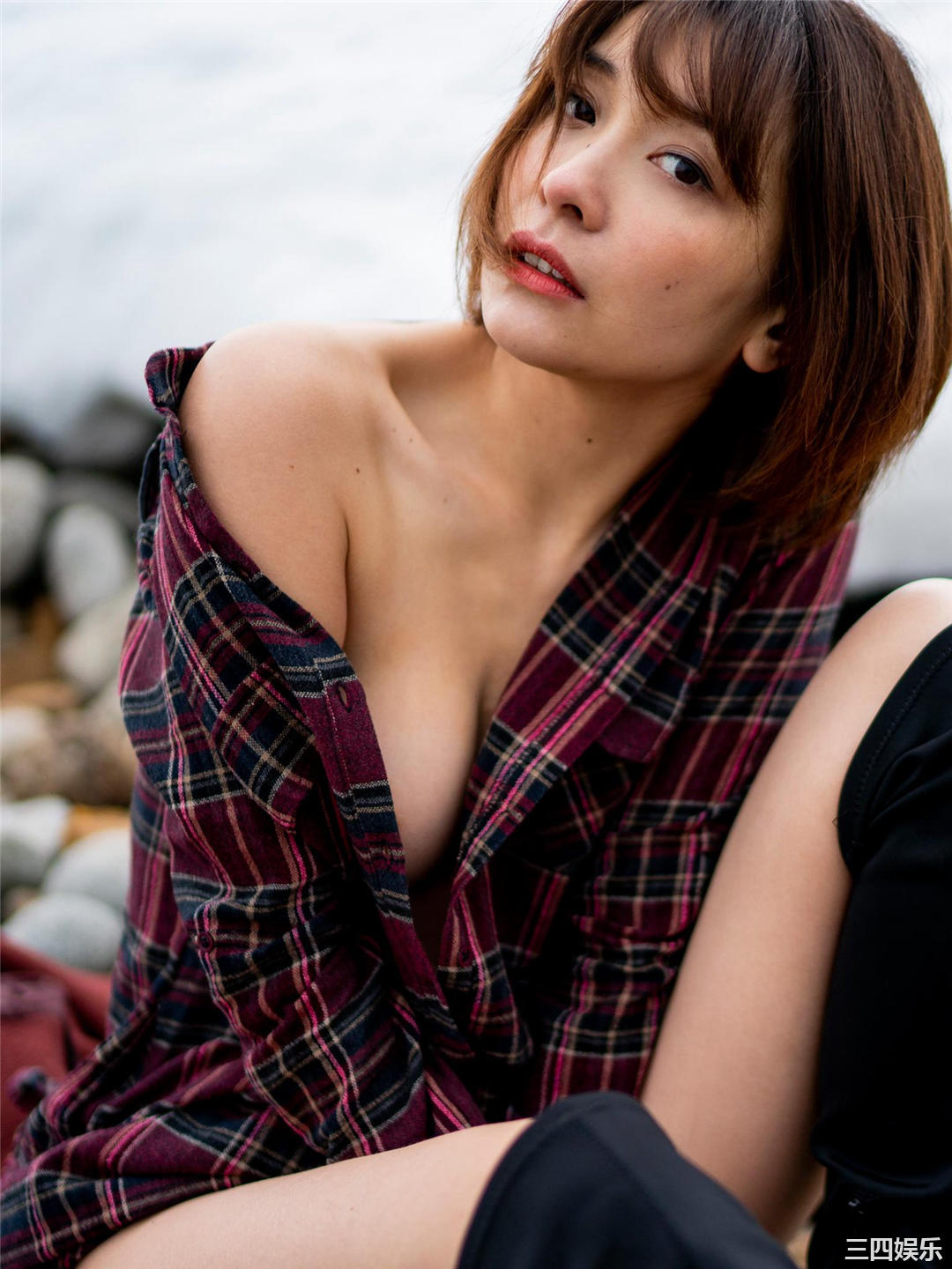 山崎真实写真集《silent》高清全本