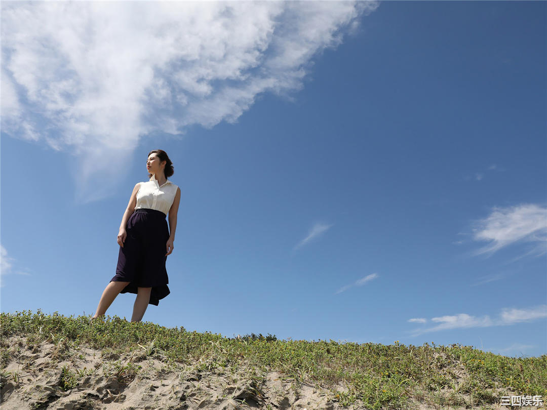 塩地美澄写真集《日本一のフェロモン美女アナと官能トリップ》高清全本
