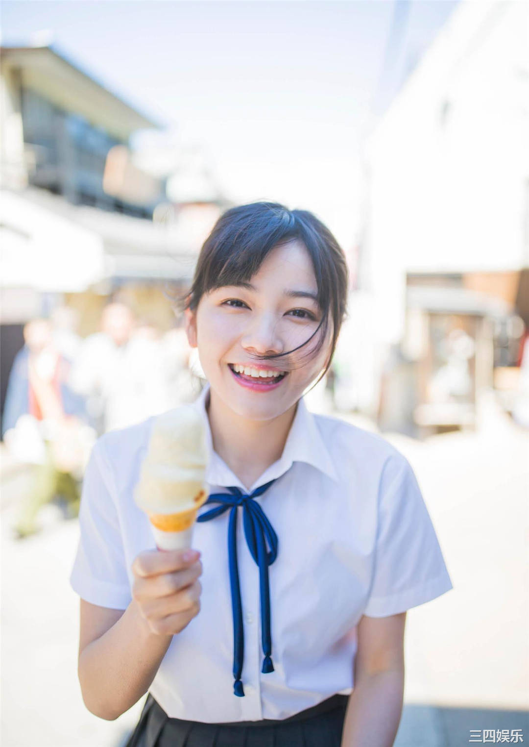 白鸟优菜写真集《白皙-BABEL》高清全本