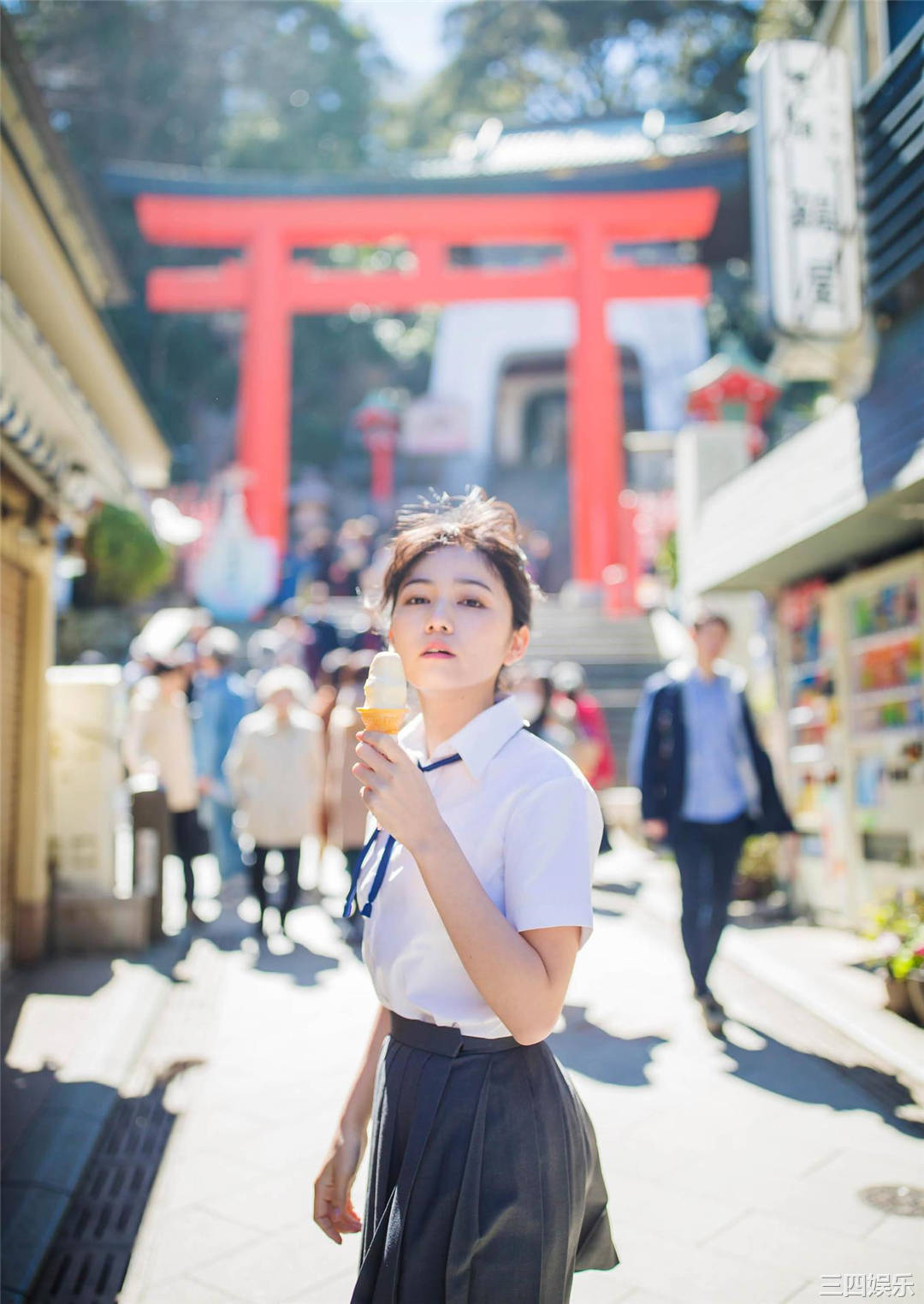 白鸟优菜写真集《白皙-BABEL》高清全本