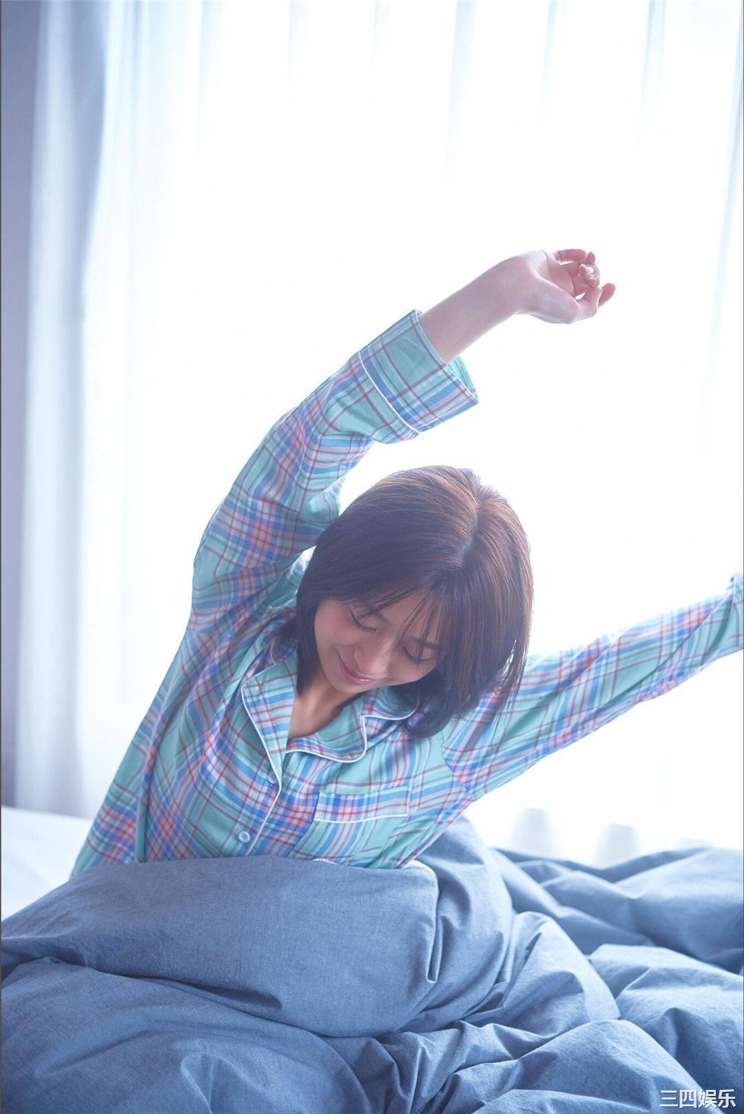 筱崎彩奈写真集《その日のあやなん》高清全本