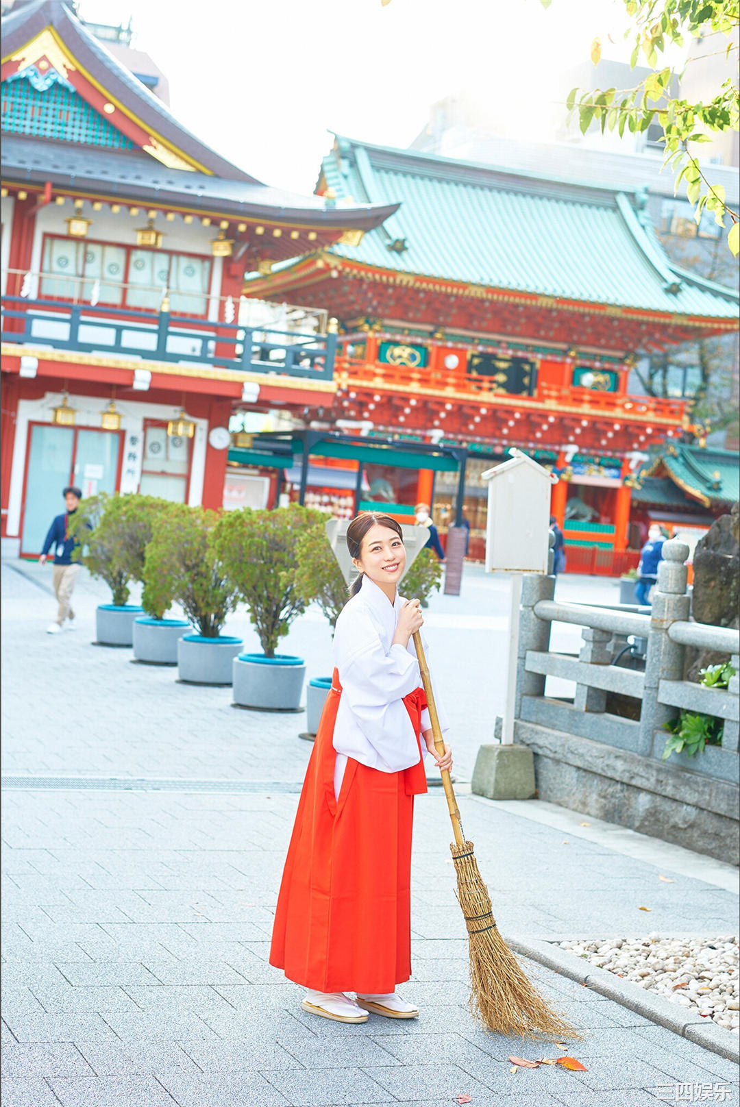 筱崎彩奈写真集《その日のあやなん》高清全本