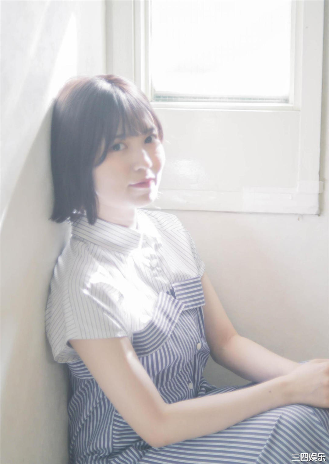 新井椎夏1ST写真集《うれしいな》高清全本