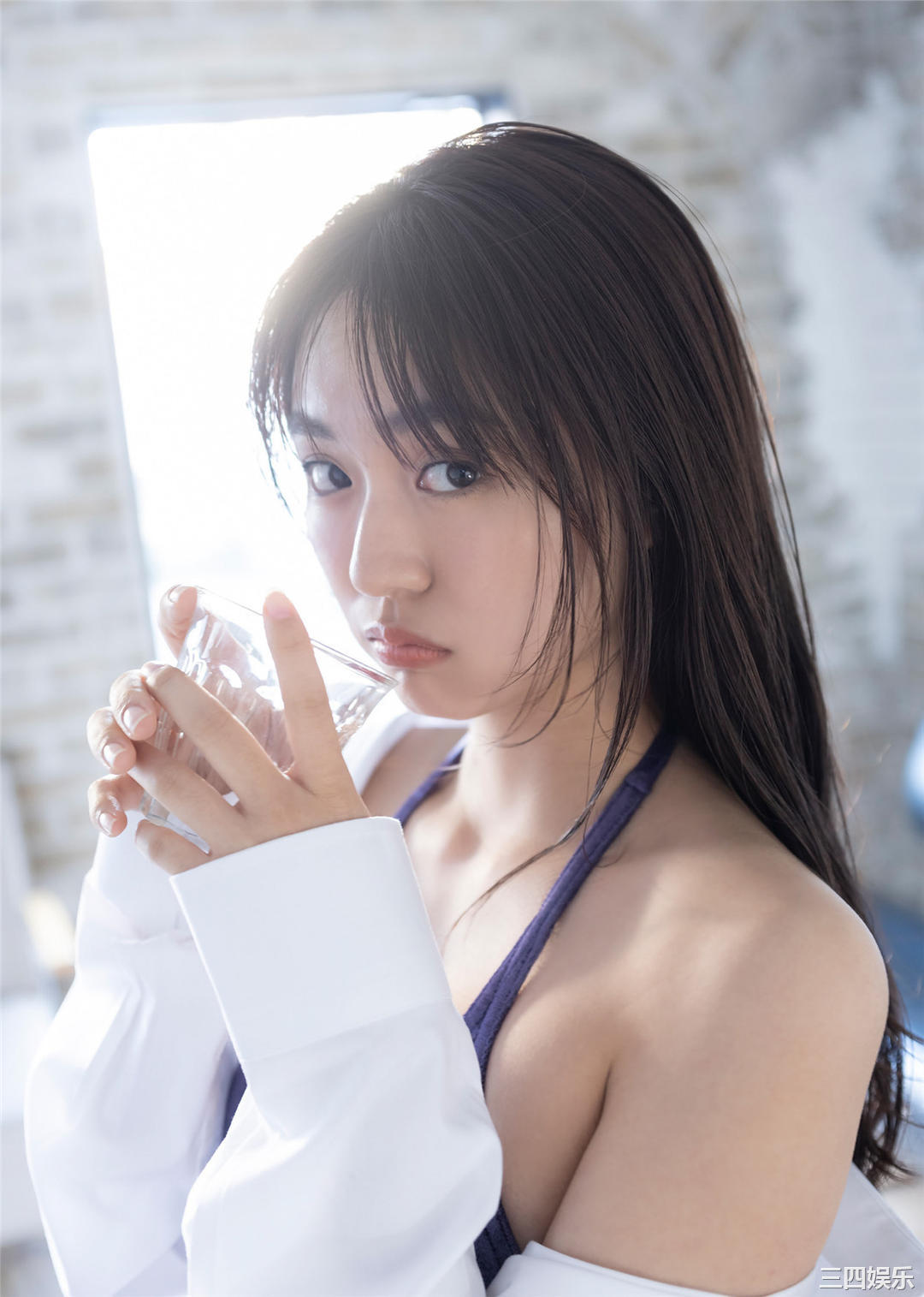 丰田露娜写真集《朝の月、真昼の月》高清全本