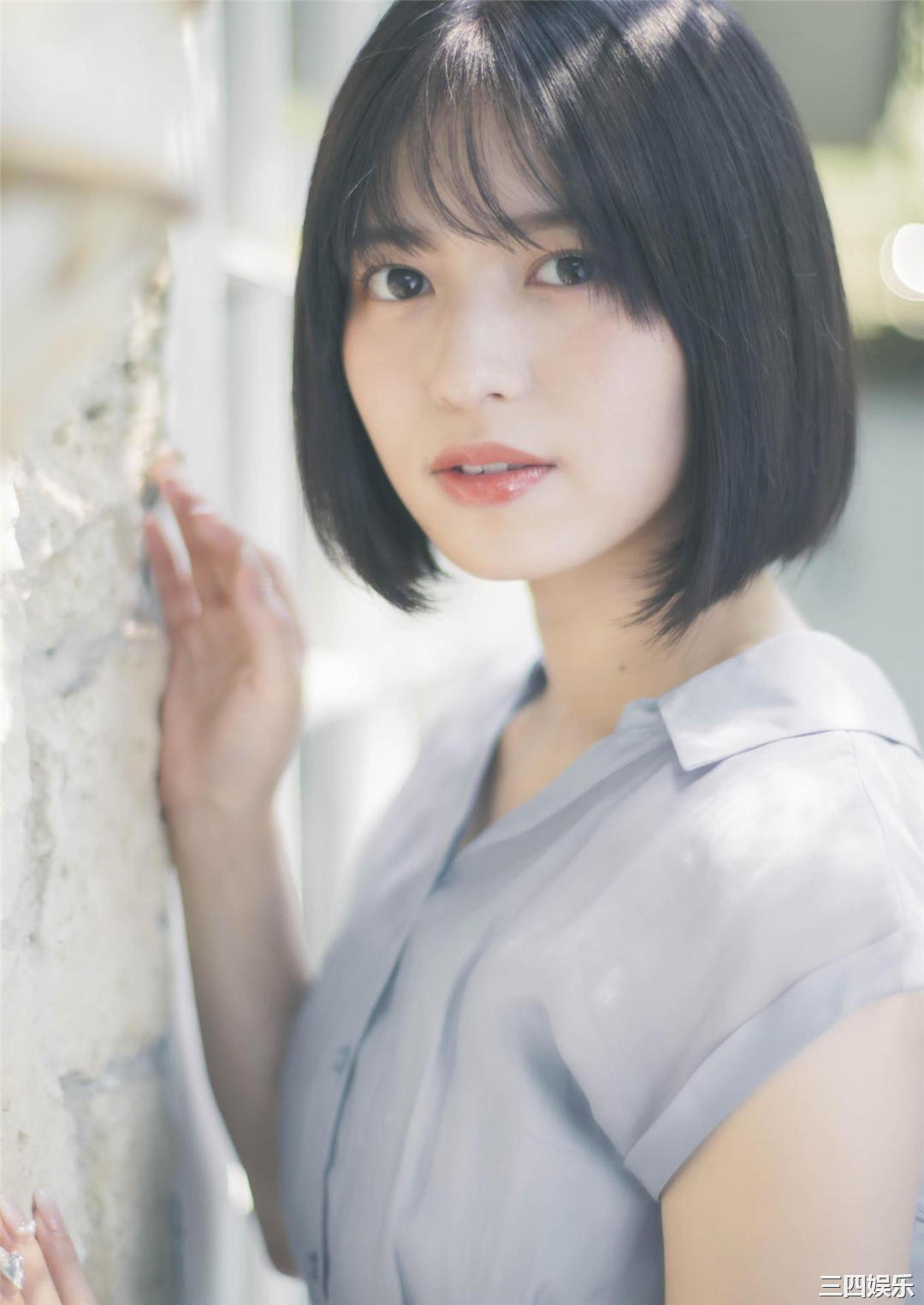 新井椎夏1ST写真集《うれしいな》高清全本