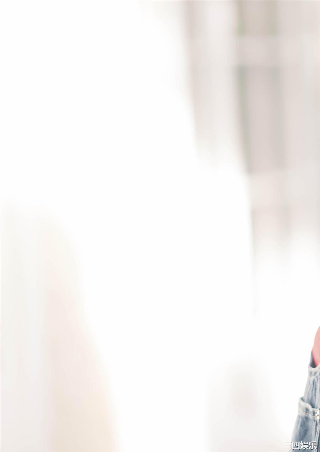 新井椎夏1ST写真集《うれしいな》高清全本