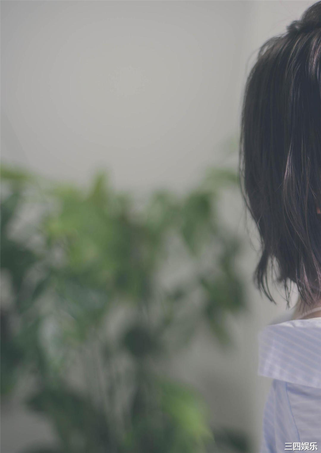 新井椎夏1ST写真集《うれしいな》高清全本