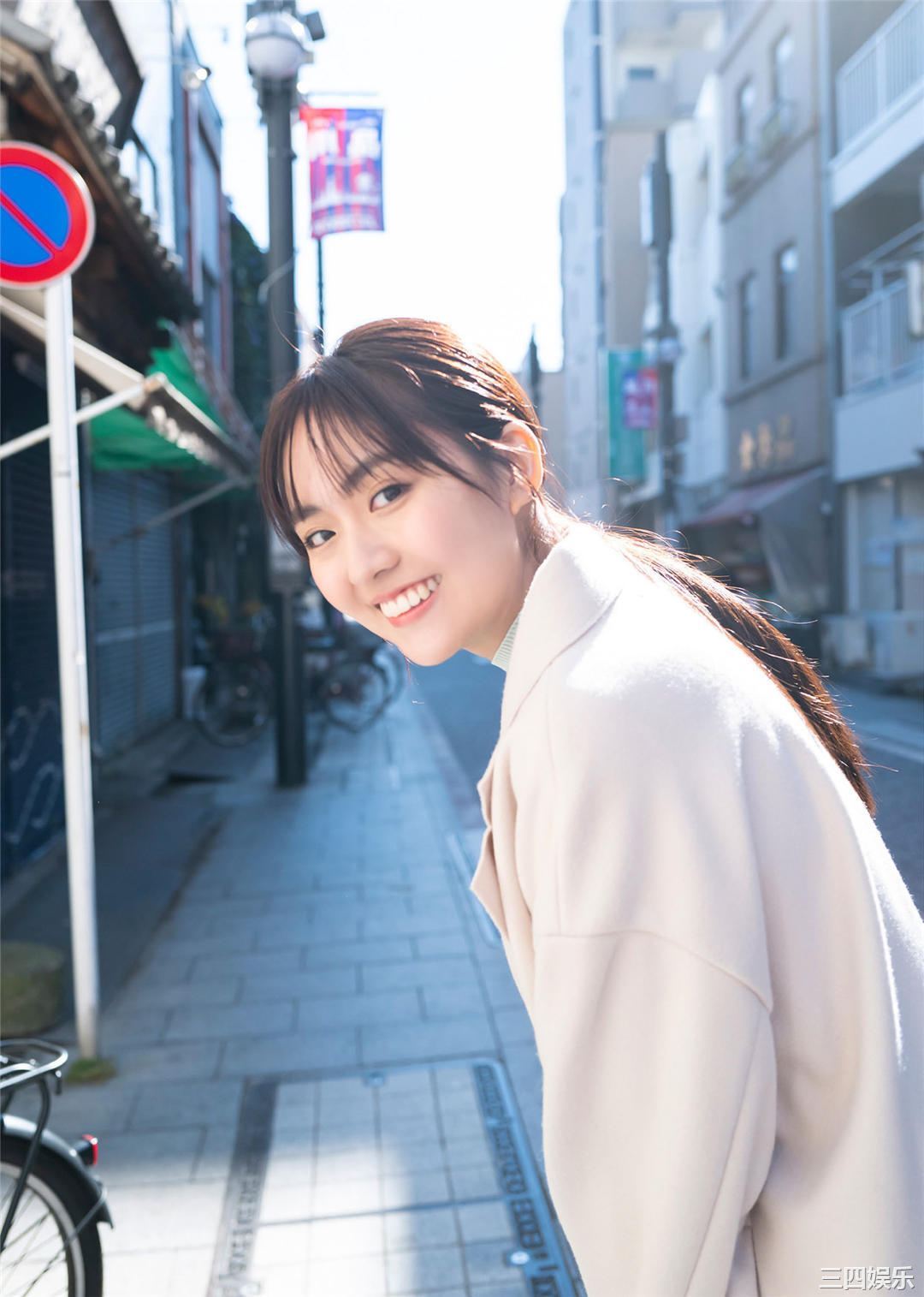 丰田露娜写真集《朝の月、真昼の月》高清全本