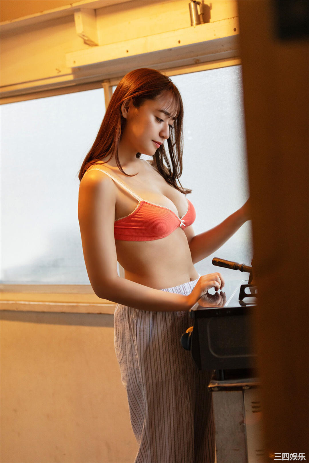 池田メルダ写真集《TRIANGLE LOVE－メルダの場合》高清全本