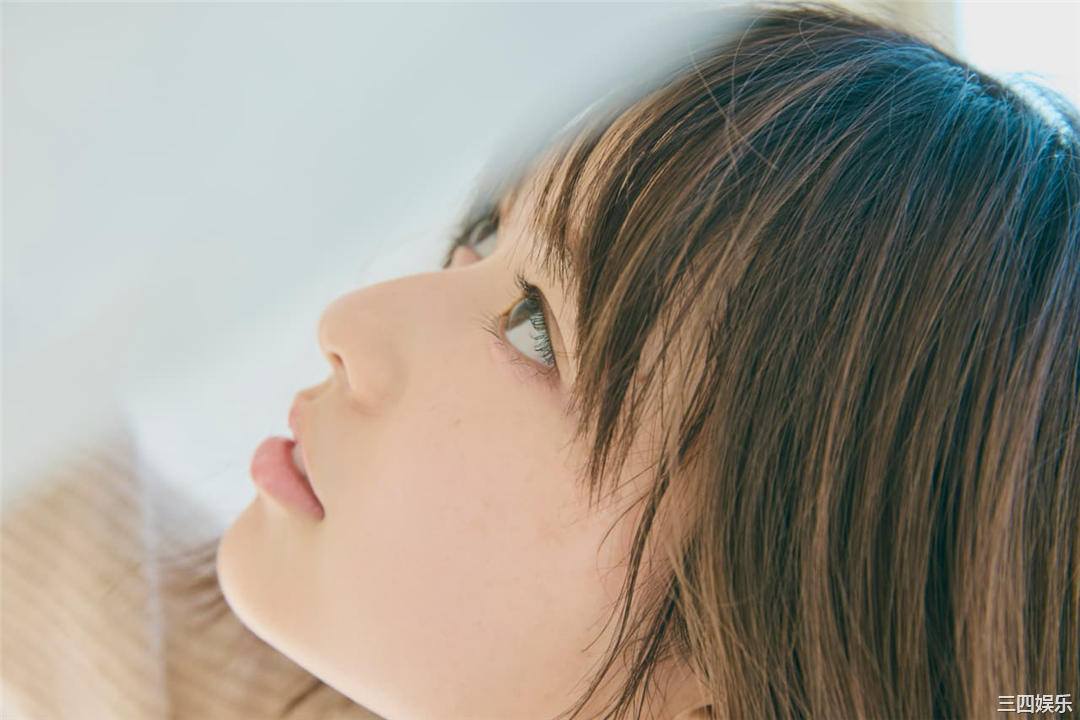 冴木柚叶写真集《完全未公開100カット＆ムービー》高清全本