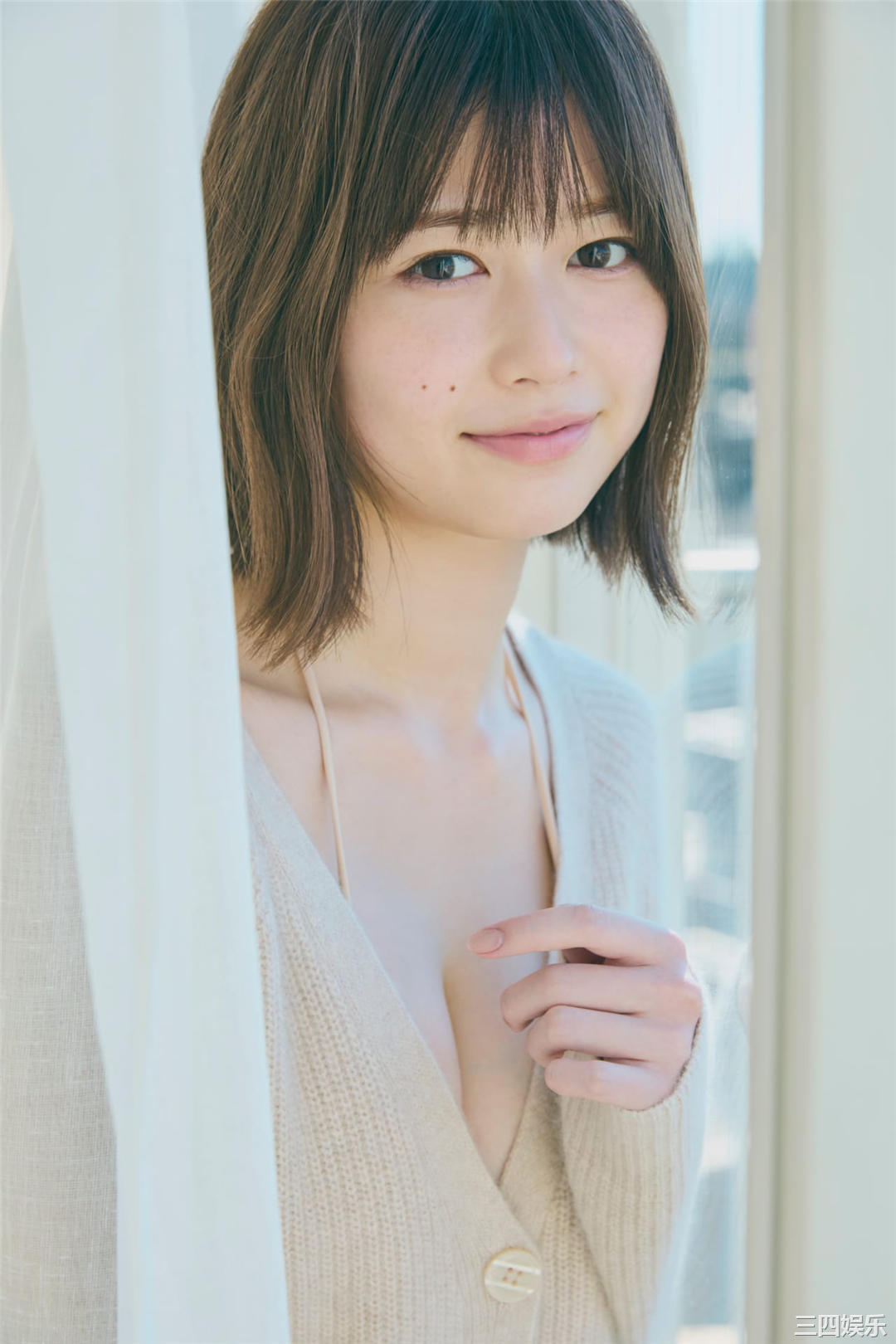 冴木柚叶写真集《完全未公開100カット＆ムービー》高清全本