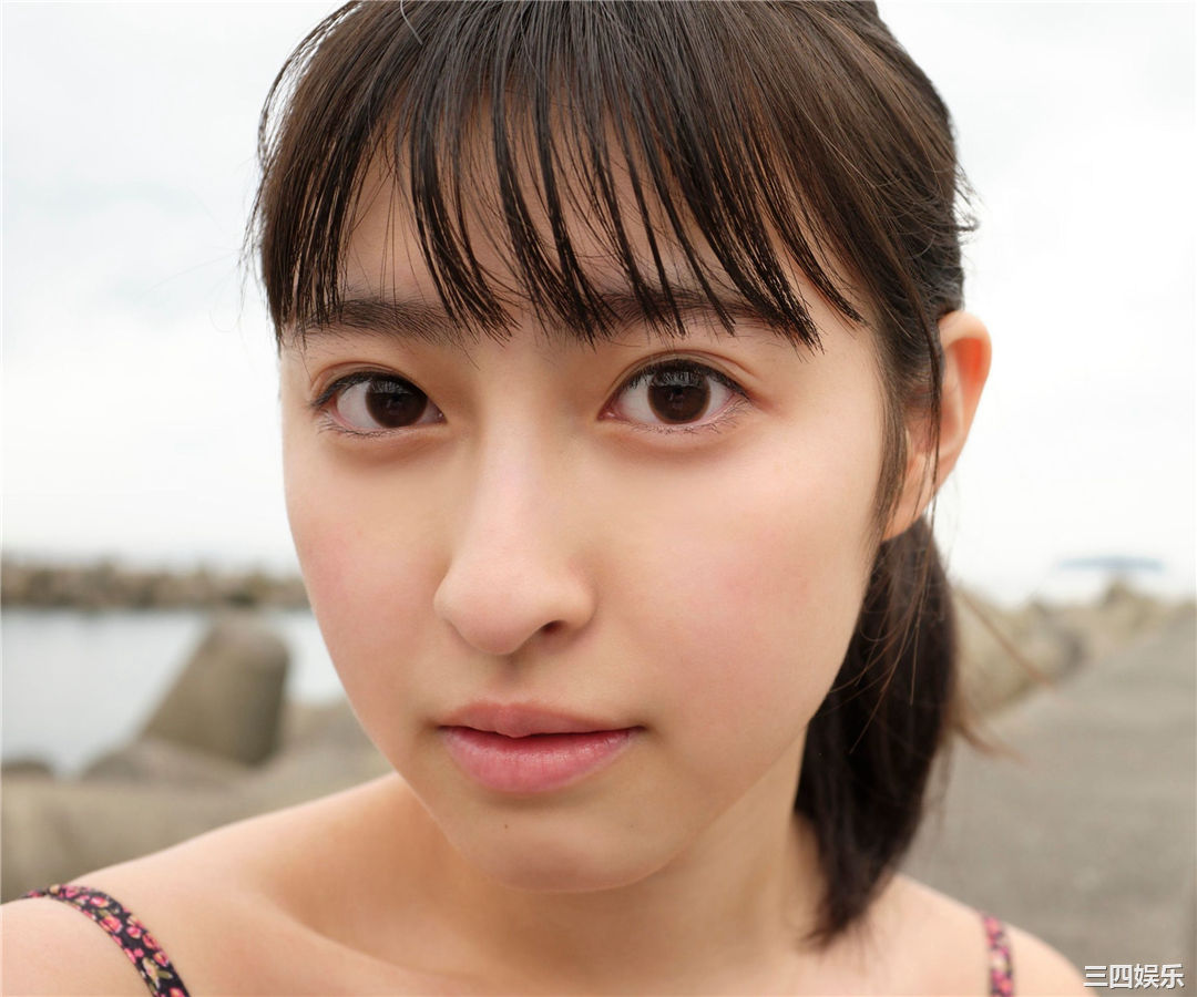 竹内月音写真集《16歳の奇跡》高清全本