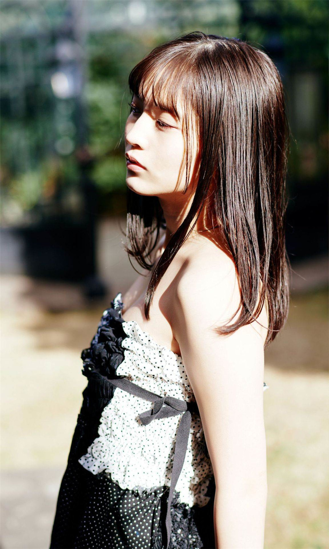 黑崎菜菜子写真集《聖なる気配》高清全本