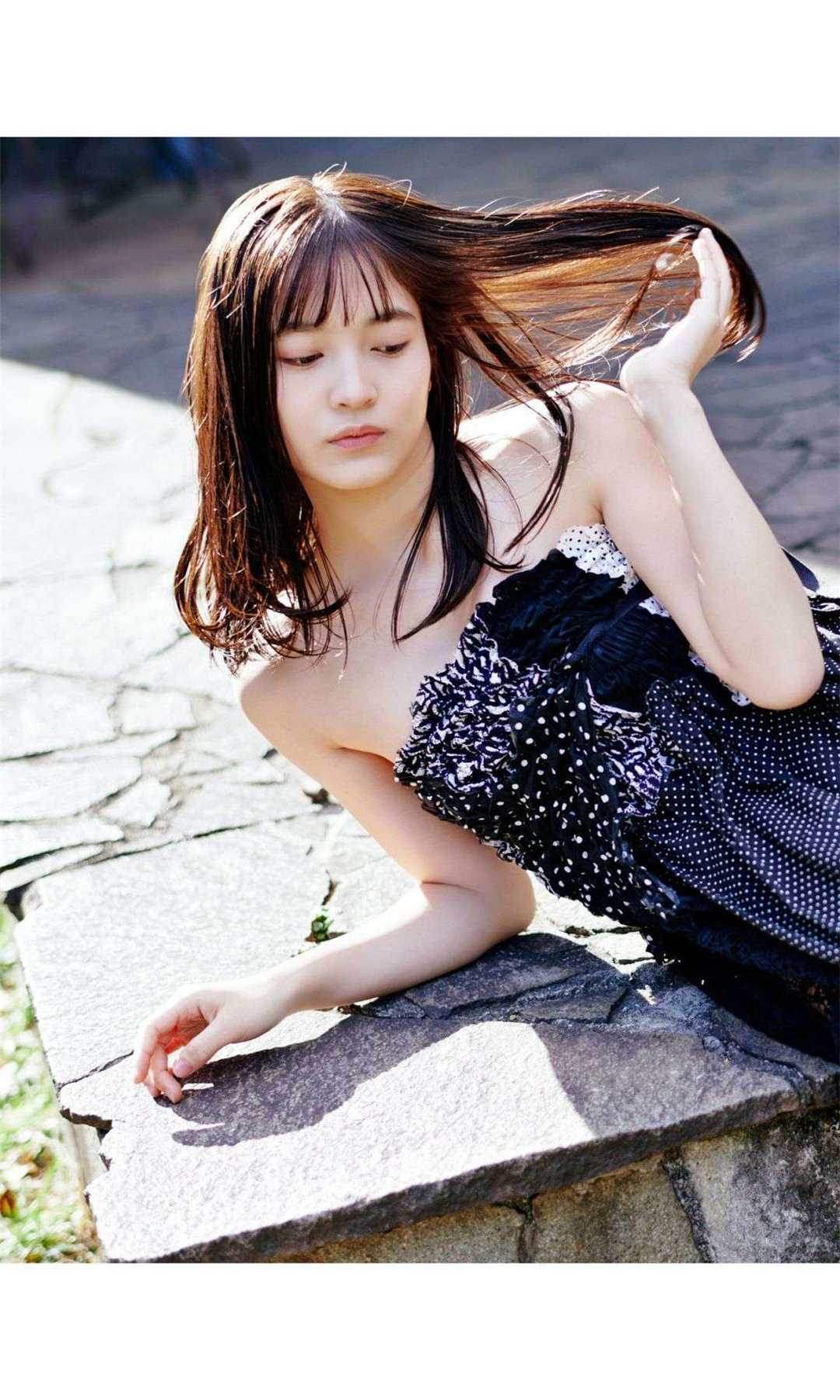 黑崎菜菜子写真集《聖なる気配》高清全本