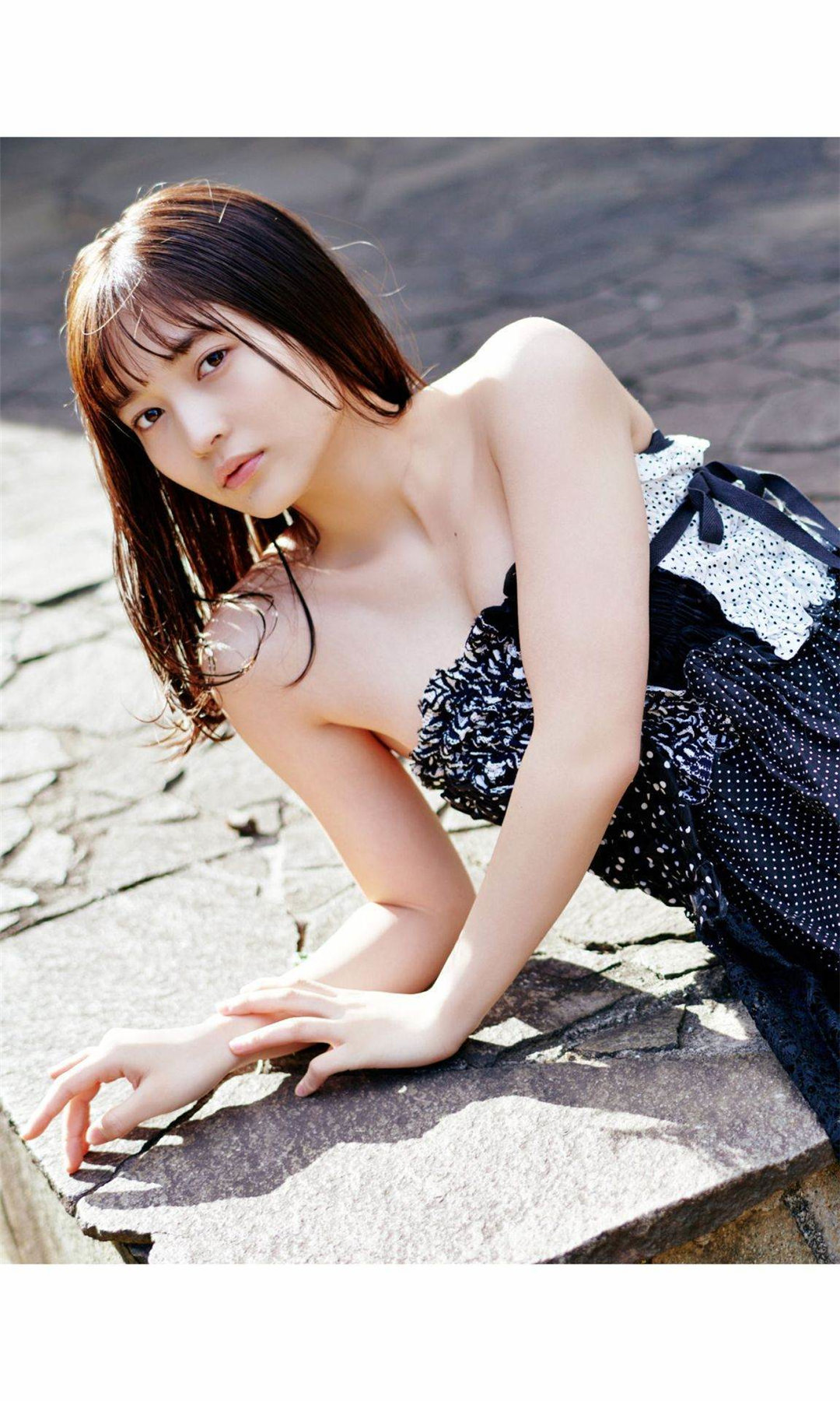 黑崎菜菜子写真集《聖なる気配》高清全本