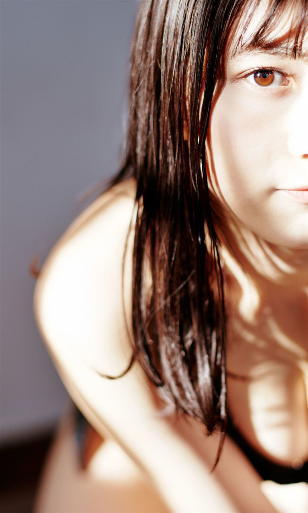 黑崎菜菜子写真集《聖なる気配》高清全本