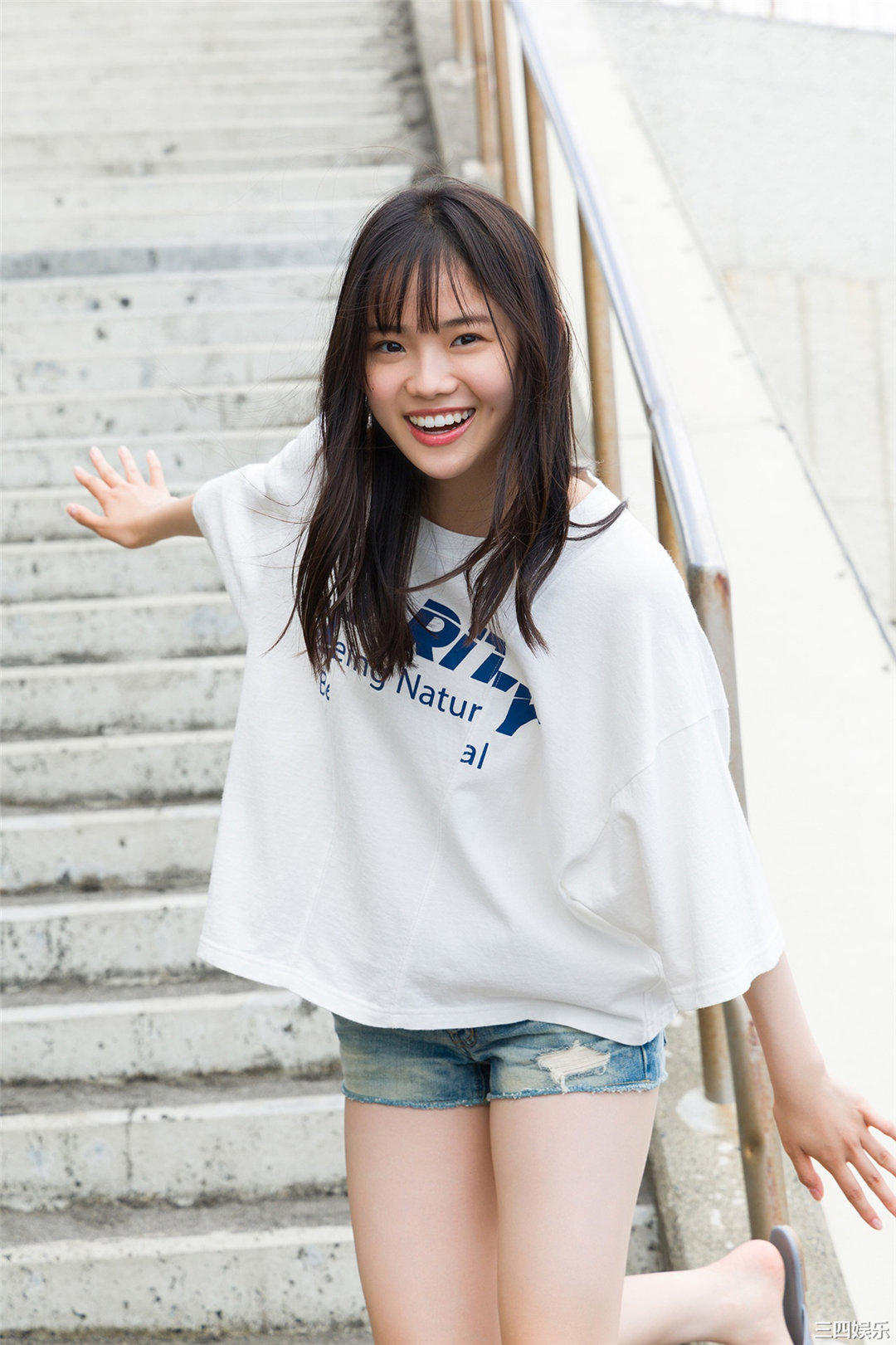 志田琥珀写真集《海街の放課後》高清全本