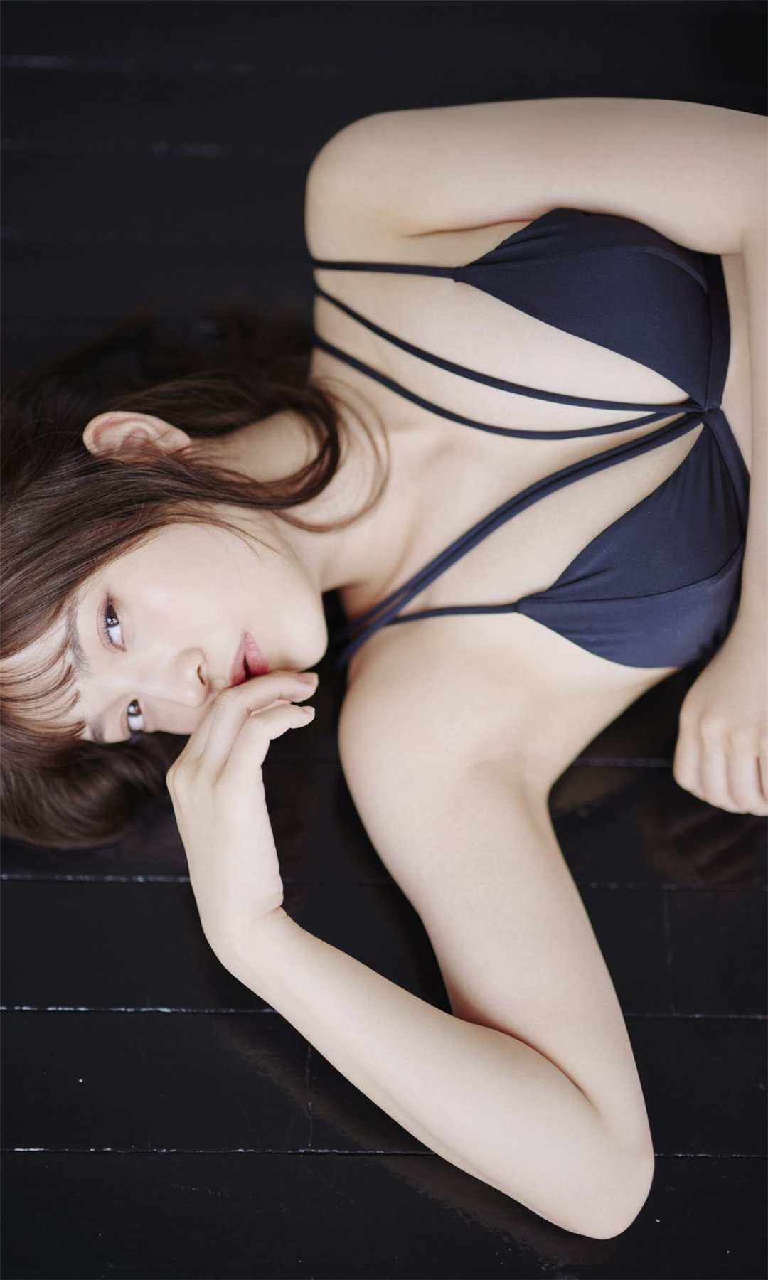 黑崎菜菜子写真集《むじゃきにイイ女。》高清全本