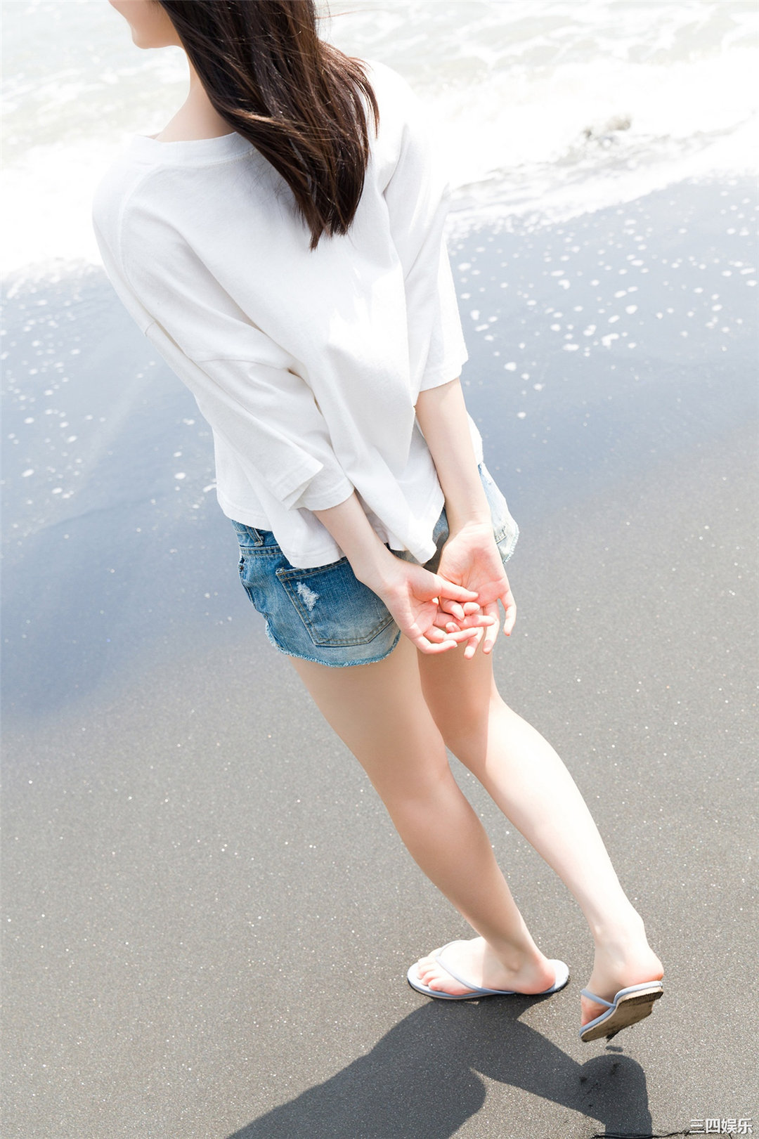 志田琥珀写真集《海街の放課後》高清全本