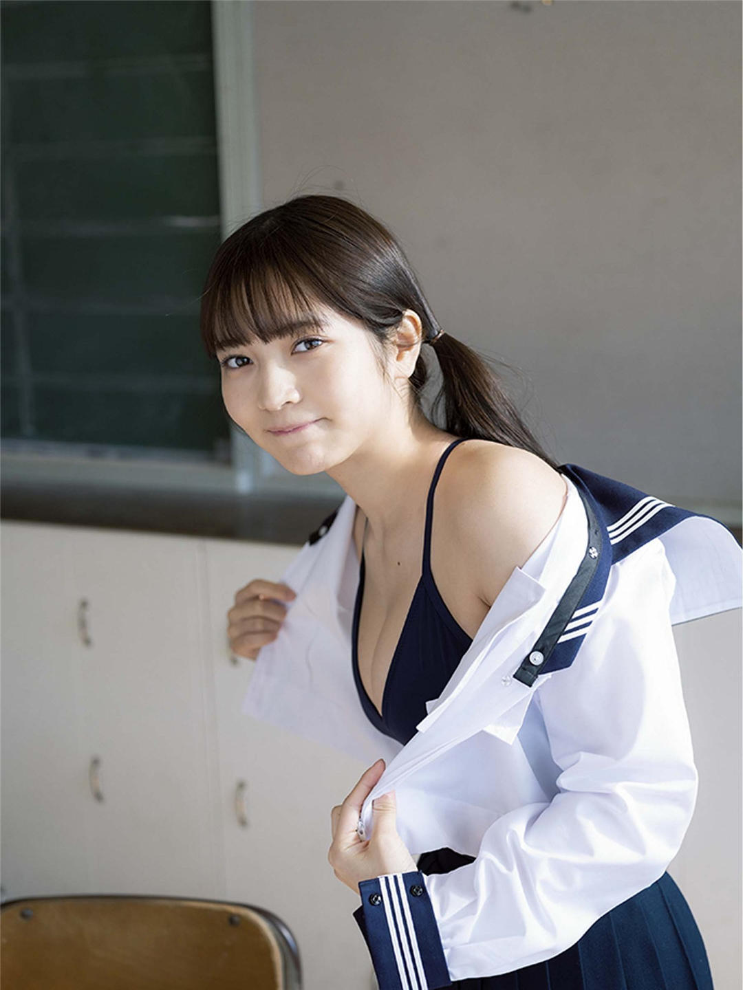 黑崎菜菜子写真集《少女の卒業》高清全本