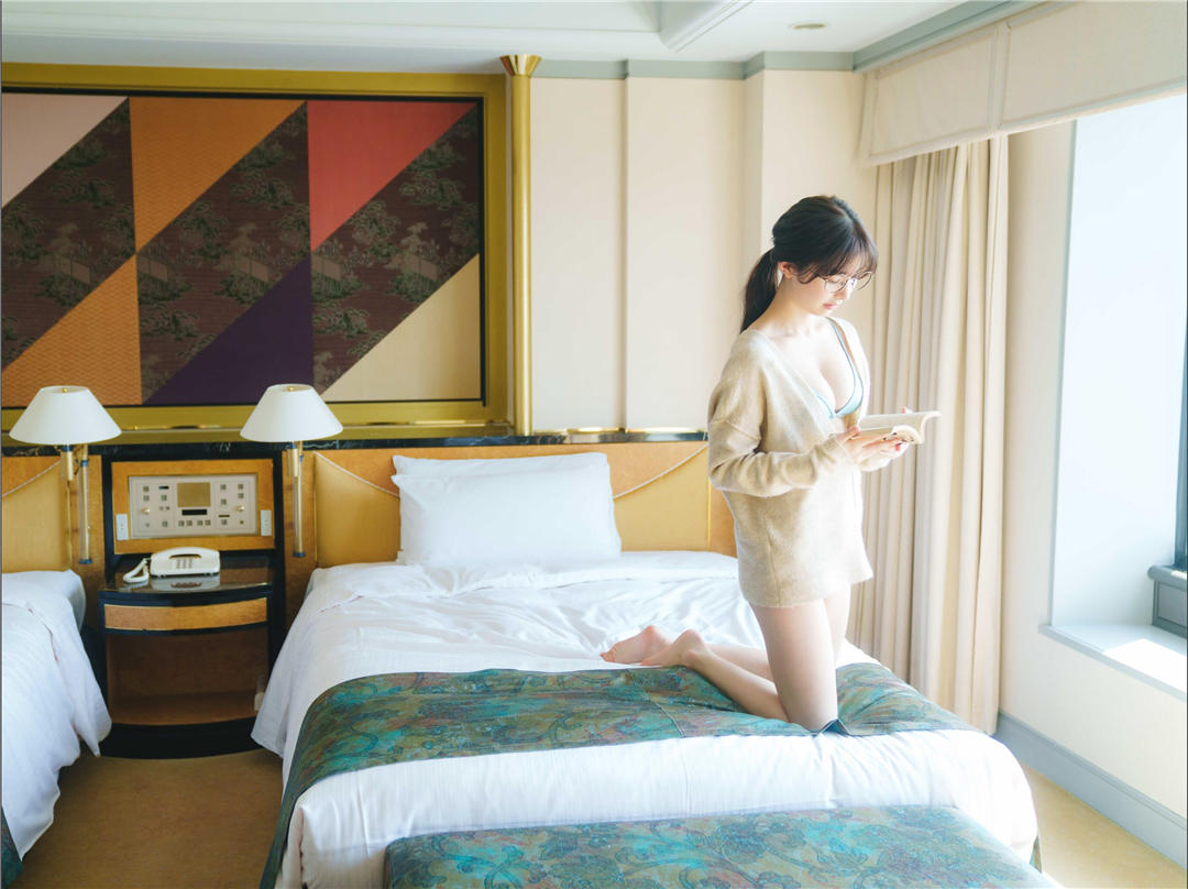 武藤十梦写真集《誘惑する才女》高清全本