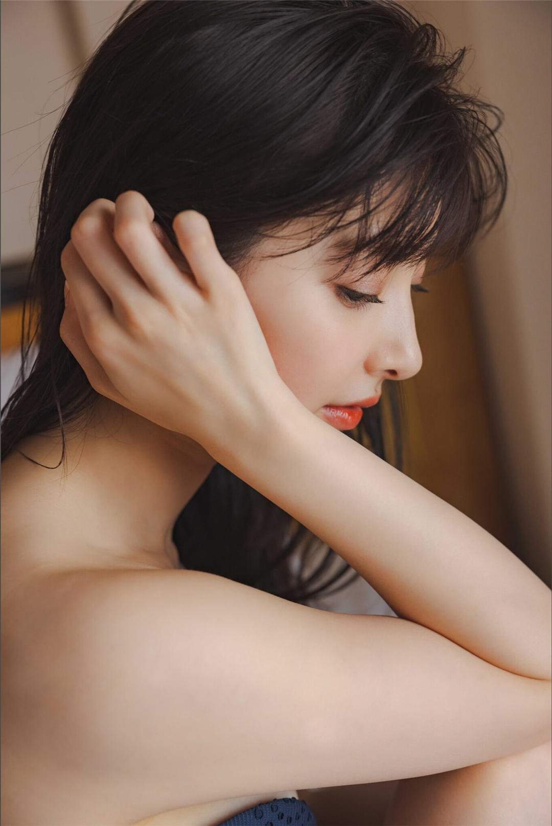 武藤十梦写真集《誘惑する才女》高清全本