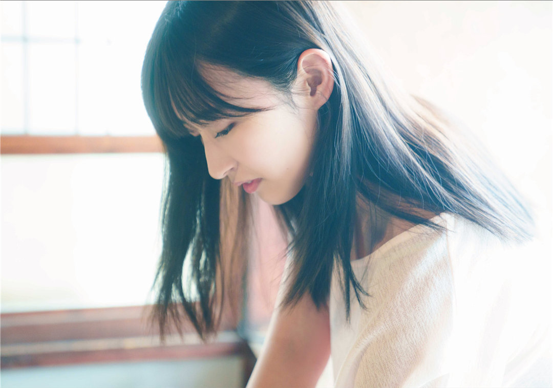 松本日向写真集《陽のあたる場所》高清全本