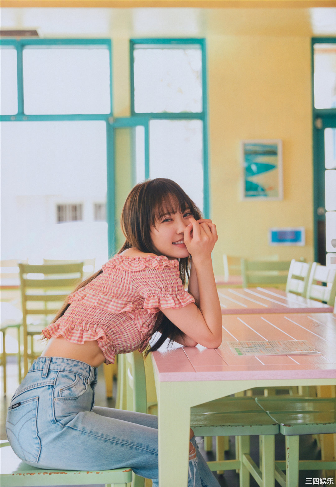 加藤史帆1ST写真集《＃会いたい》高清全本