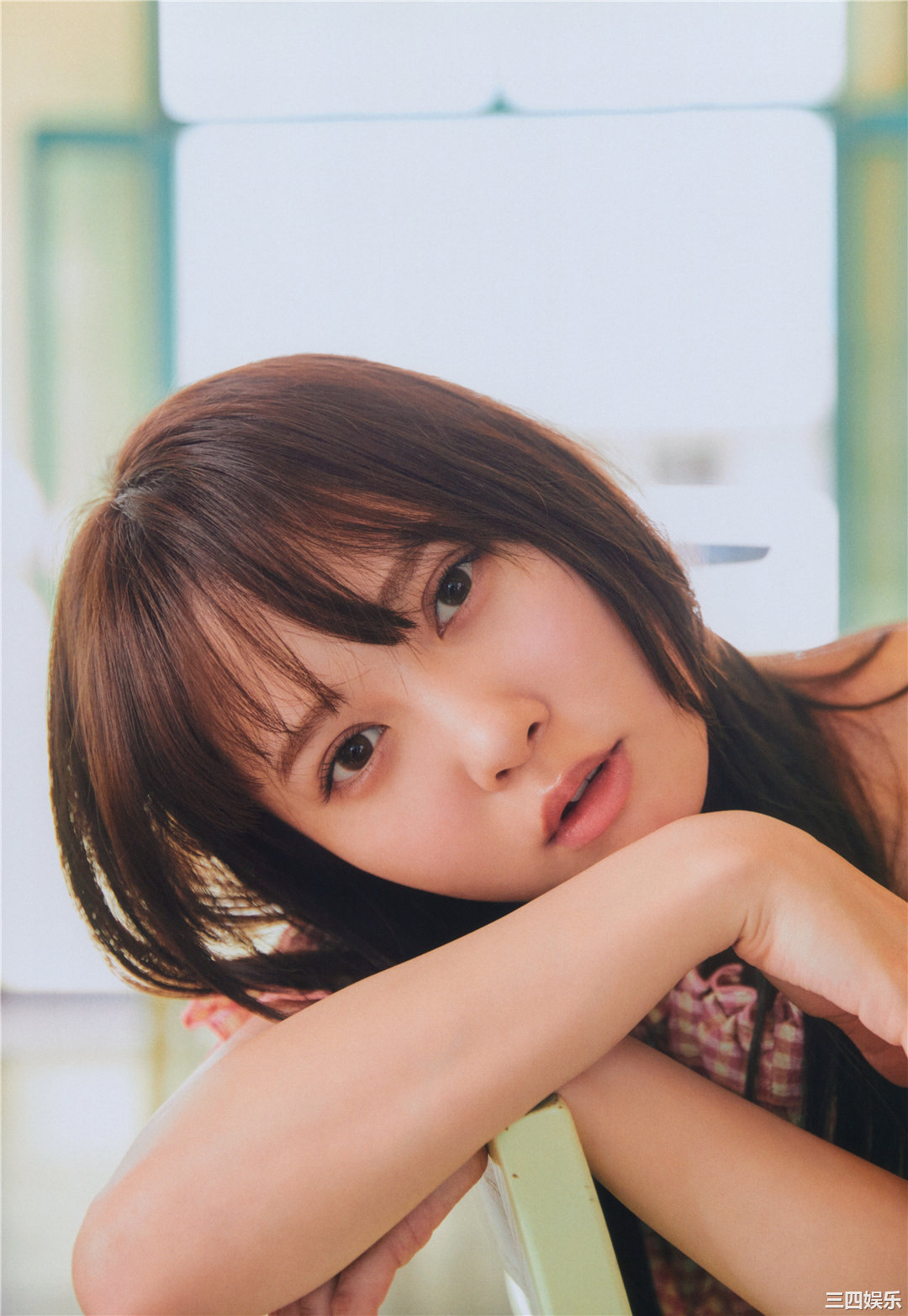 加藤史帆1ST写真集《＃会いたい》高清全本