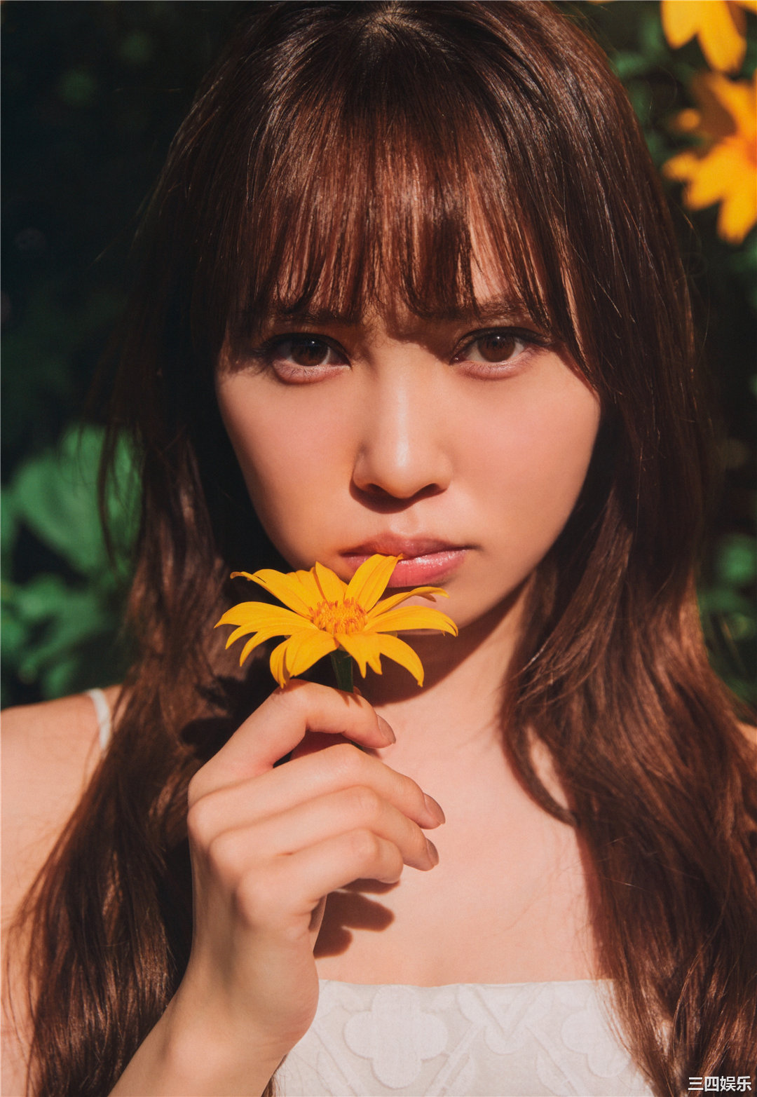 加藤史帆1ST写真集《＃会いたい》高清全本