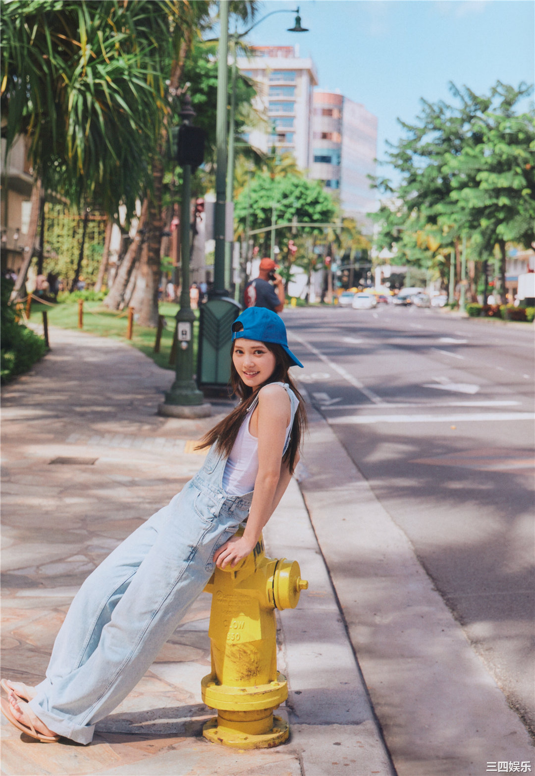 加藤史帆1ST写真集《＃会いたい》高清全本