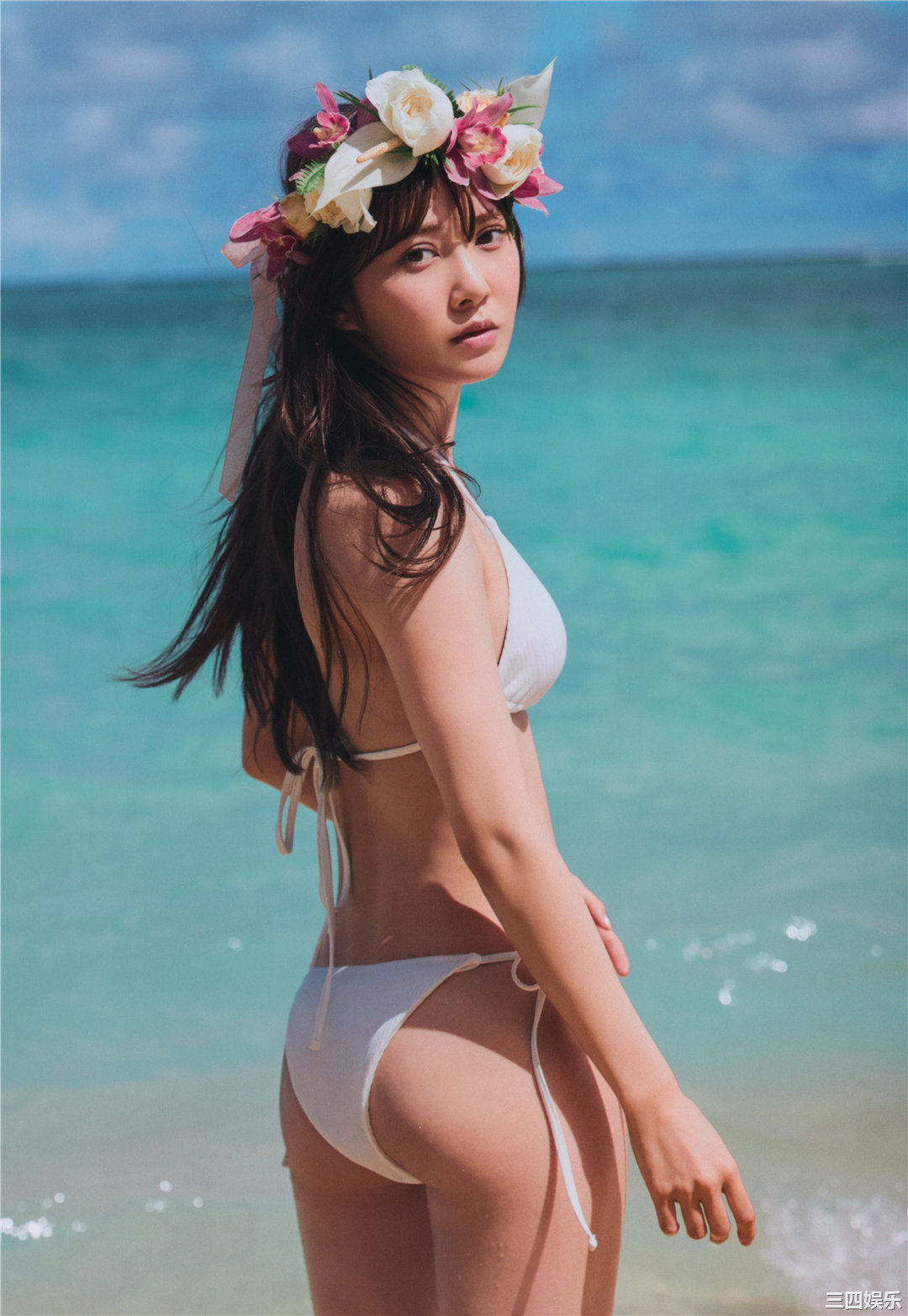 加藤史帆1ST写真集《＃会いたい》高清全本