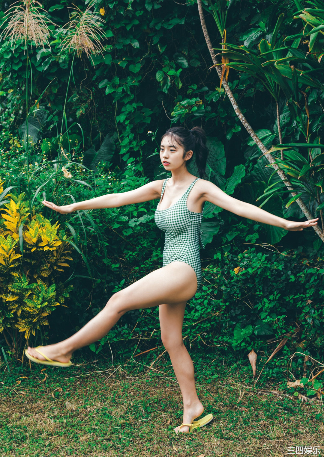 菊地姬奈写真集《moment》高清全本