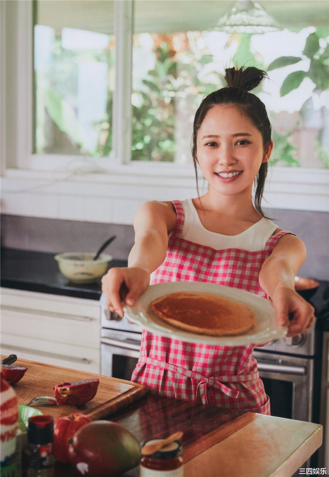 加藤史帆1ST写真集《＃会いたい》高清全本