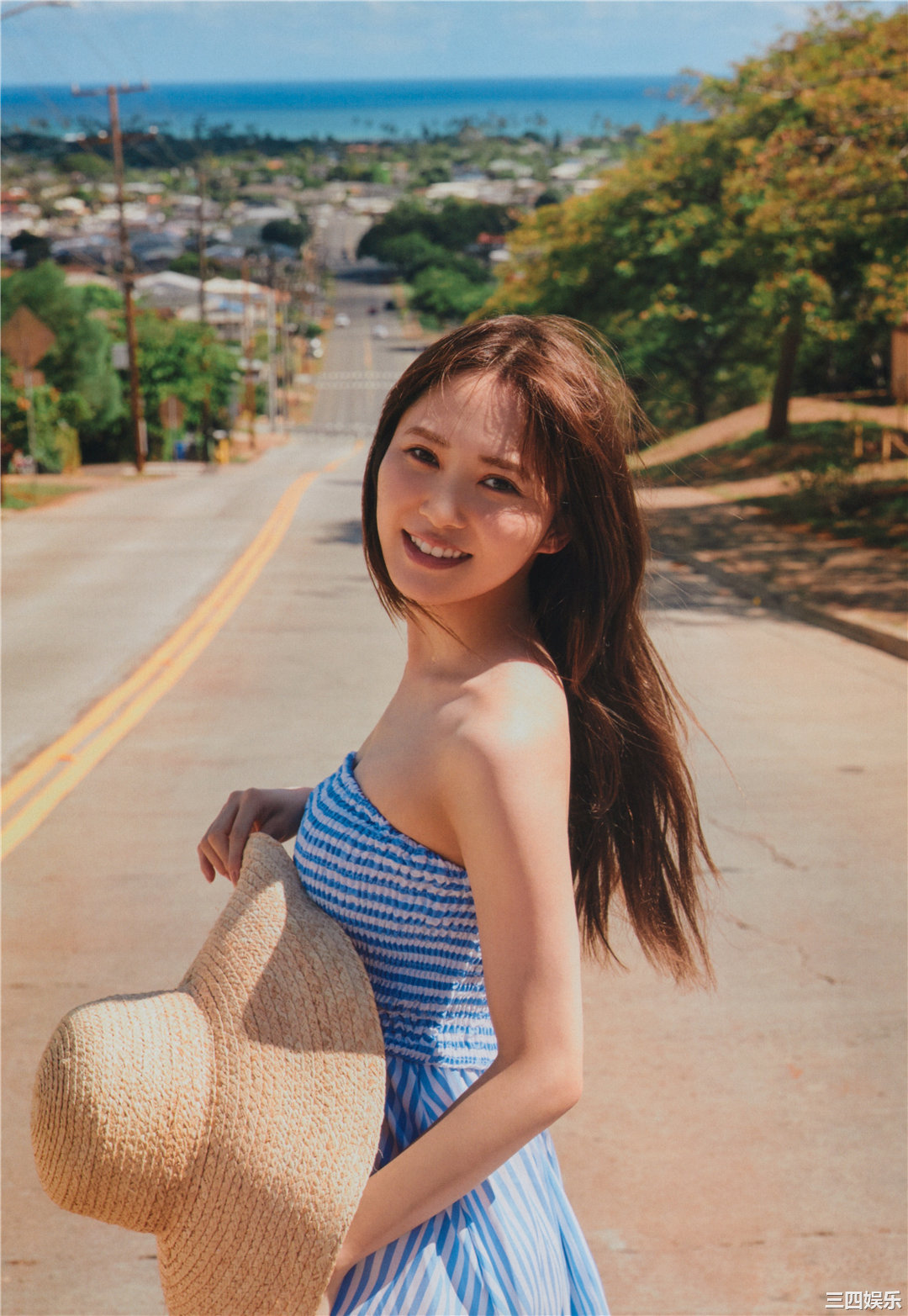 加藤史帆1ST写真集《＃会いたい》高清全本