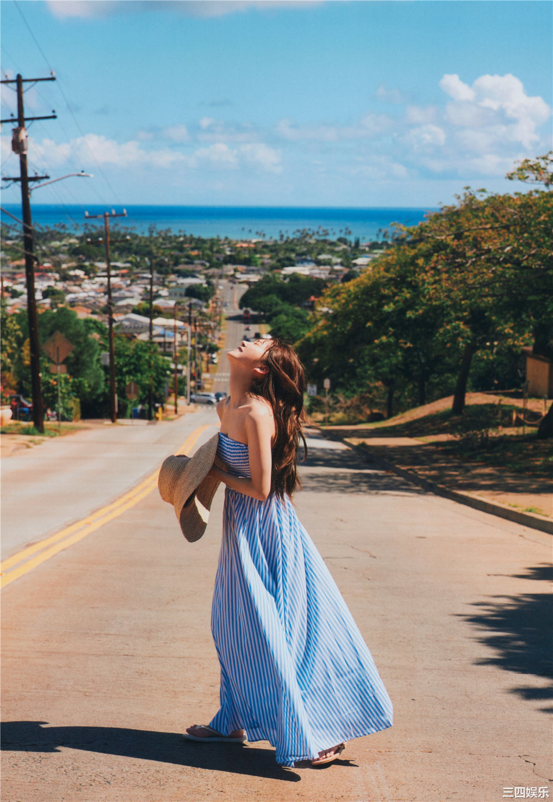 加藤史帆1ST写真集《＃会いたい》高清全本