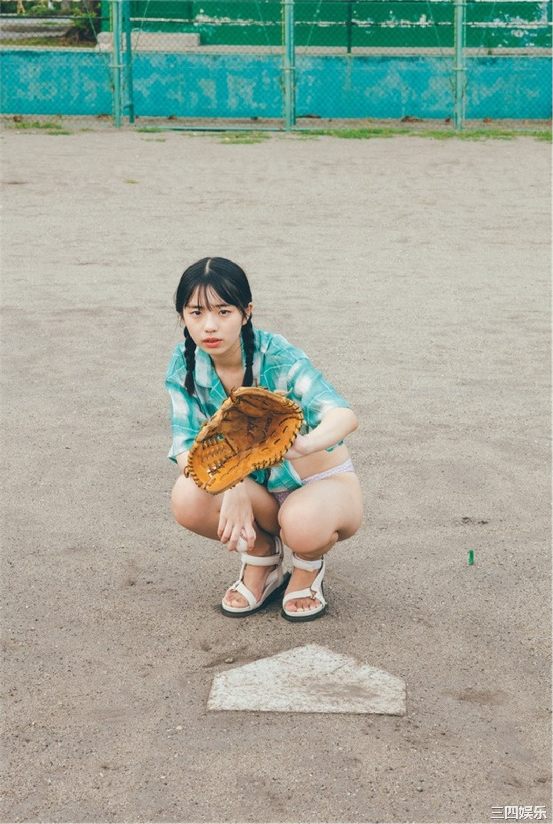 菊地姬奈写真集《moment》高清全本