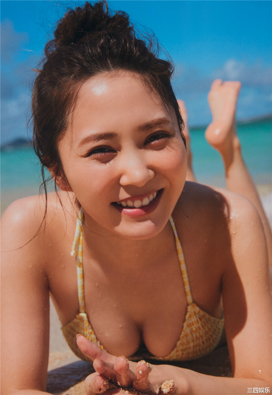 加藤史帆1ST写真集《＃会いたい》高清全本