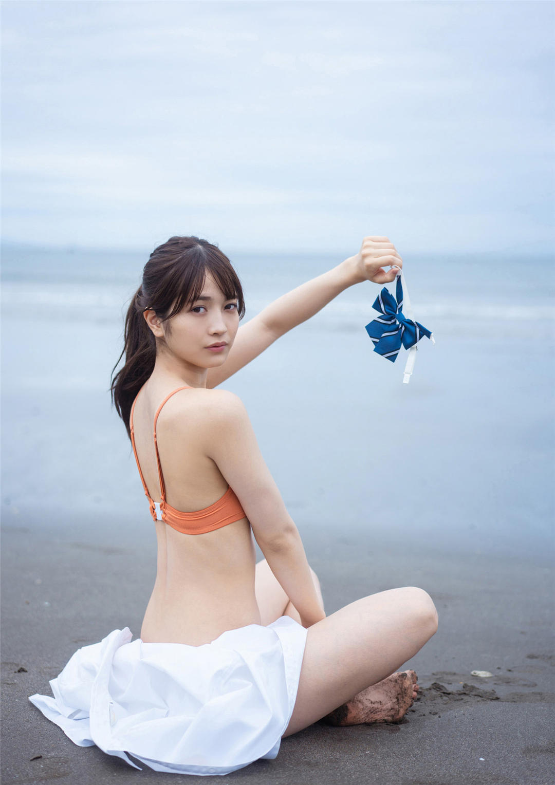 黑崎菜菜子写真集《セーラー服を脱がさないで!!》高清全本