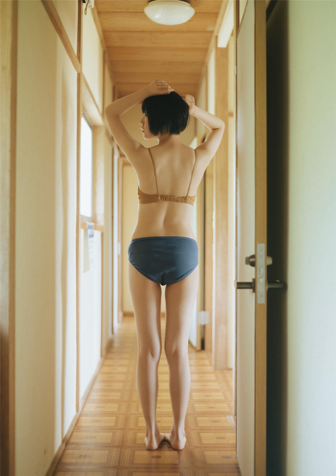 船井美玖写真集《あの夢に向かって。》高清全本