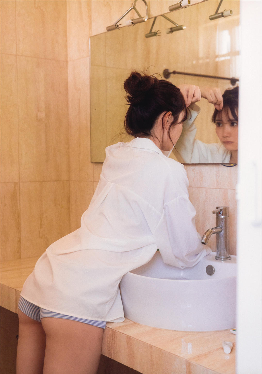 田村真佑1ST写真集《恋に落ちた瞬間》高清全本